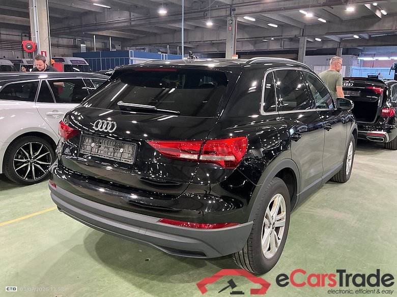AUDI Q3 2.0 35 TDI S TRONIC BUS. ED. ATTRACTION #4