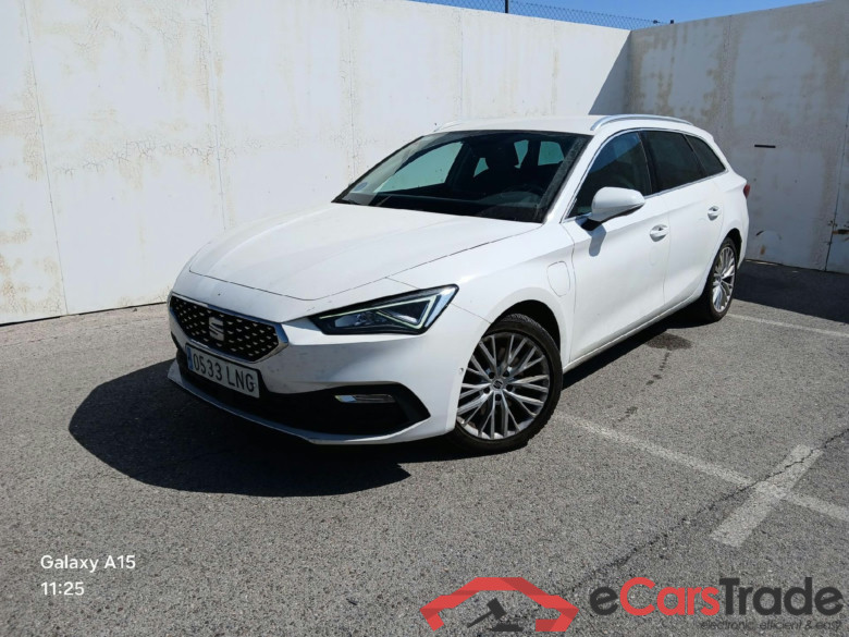 SEAT Nuevo León / 2020 / 5P / familiar SP 1.4 e-Hybrid DSG S&S Xcellence Go L #1