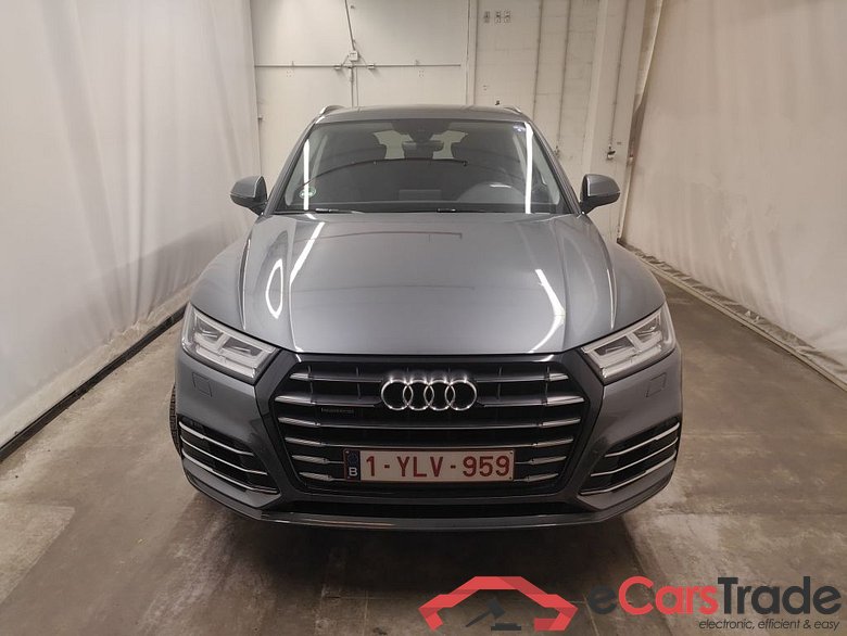 Audi Q5 Sport 55 TFSi e S tronic quattro 5d #5