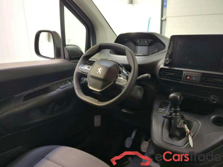 PEUGEOT Partner 1.2 PT. Premium #3