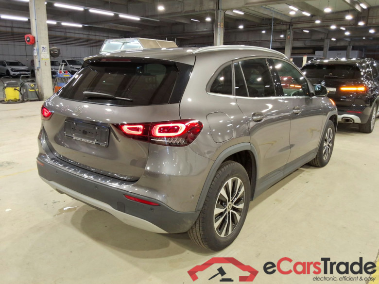 MERCEDES-BENZ GLA 1.3 GLA 250 E DCT BUSINESS SOLUTION #4