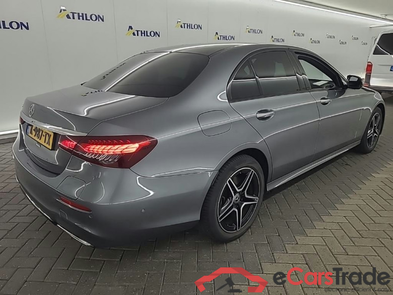 MERCEDES-BENZ E-Klasse Limousine E 300 e 9G-TRONIC Bus Sol AMG 4D 235kW #3