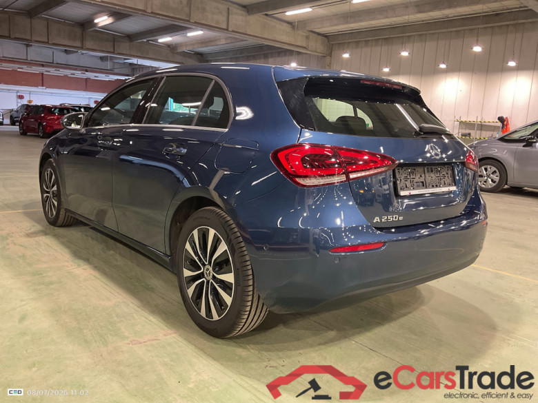 MERCEDES-BENZ A-CLASS 1.3 A 250 E DCT BUSINESS SOLUTION #3