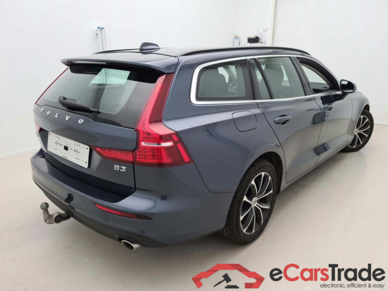 VOLVO V60 2.0 B3 MILD HYBRID BENZINE MOM #2
