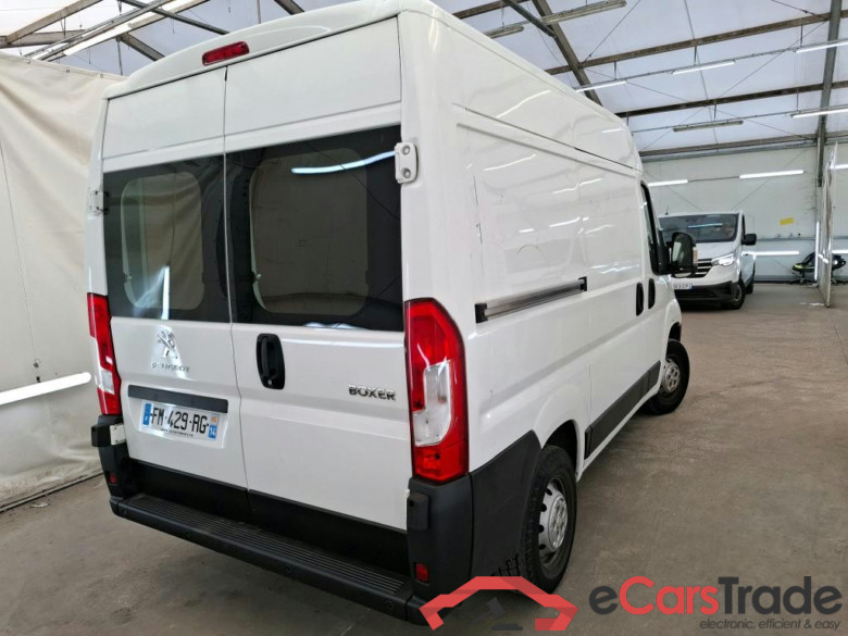 PEUGEOT Boxer / 2014 / 4P / Fourgon tôlé BlueHDi S&S 120 PREMIUM 330 L1H2 #3