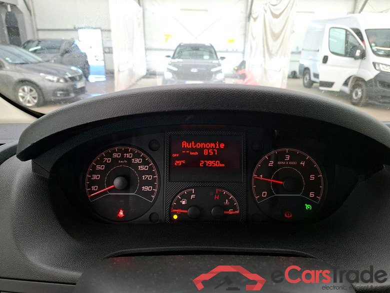 PEUGEOT Boxer / 2014 / 4P / Fourgon tôlé BlueHDi S&S 120 PREMIUM 330 L1H2 #6