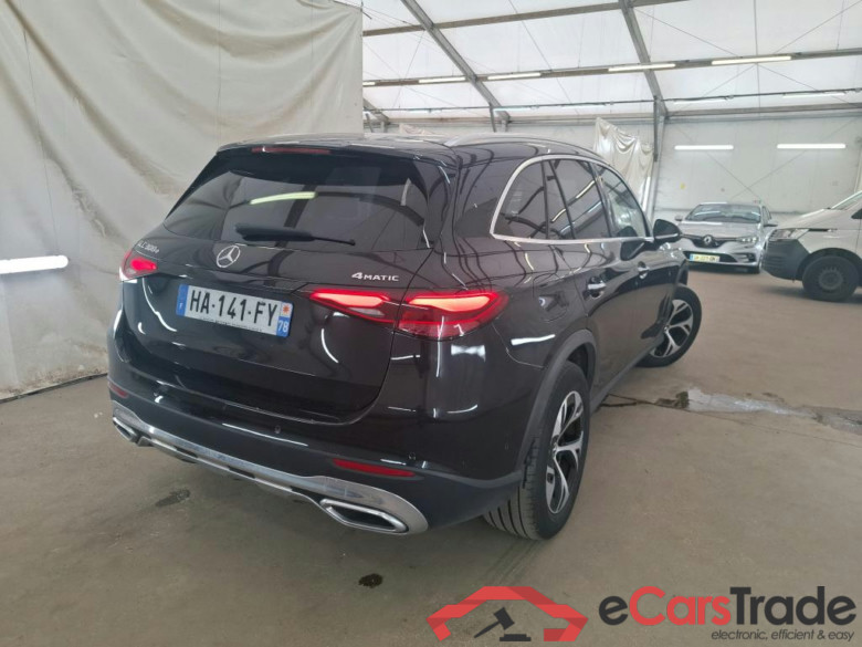 MERCEDES-BENZ GLC / 2022 / 5P / SUV GLC 300 e Avantgarde Line 4MATIC #3