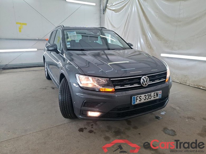 VOLKSWAGEN Tiguan / 2016 / 5P / SUV 2.0 TDI 150 DSG7 Confortline Business #4