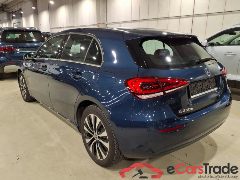 MERCEDES-BENZ A-CLASS 1.3 A 250 E DCT BUSINESS SOLUTION #2