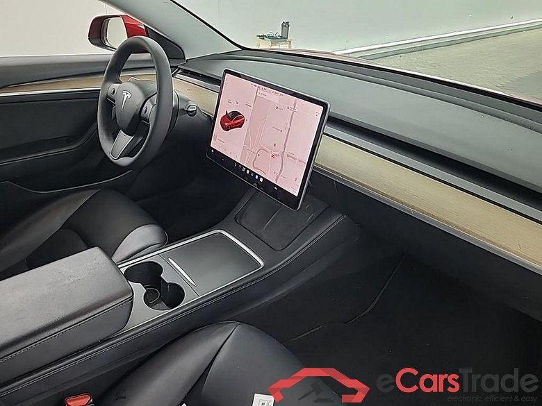 Tesla Model 3 Long Range Dual Motor AWD 4D 350kW #6
