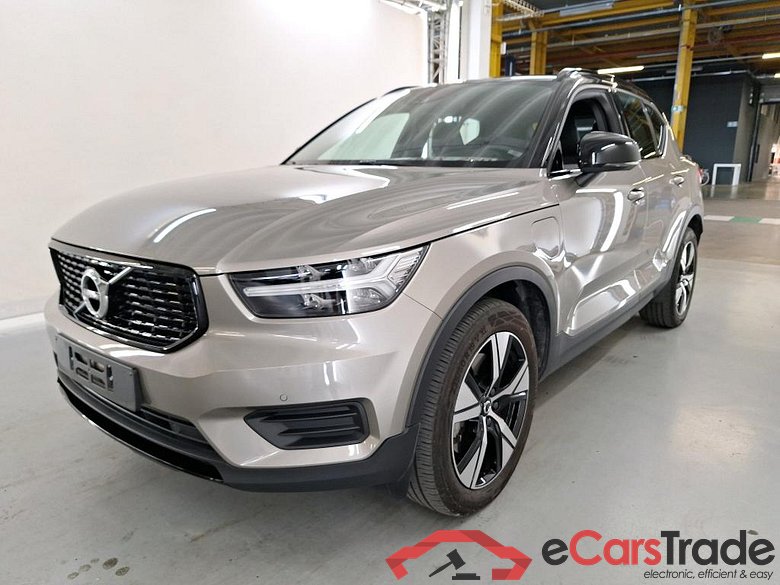 VOLVO XC40 1.5 T4 PHEV R-DESIGN DCT #1