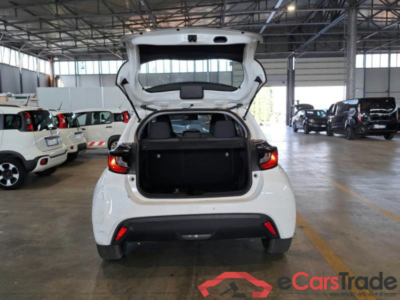 TOYOTA YARIS / 2020 / 5P / BERLINA HYBRID BUSINESS MY20 #5