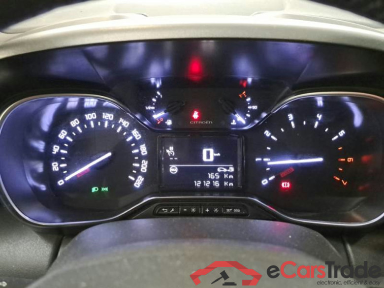 CITROEN C3 AIRCROSS / 2021 / 5P / SUV BLUEHDI 120 SeS SHINE EAT6 #4