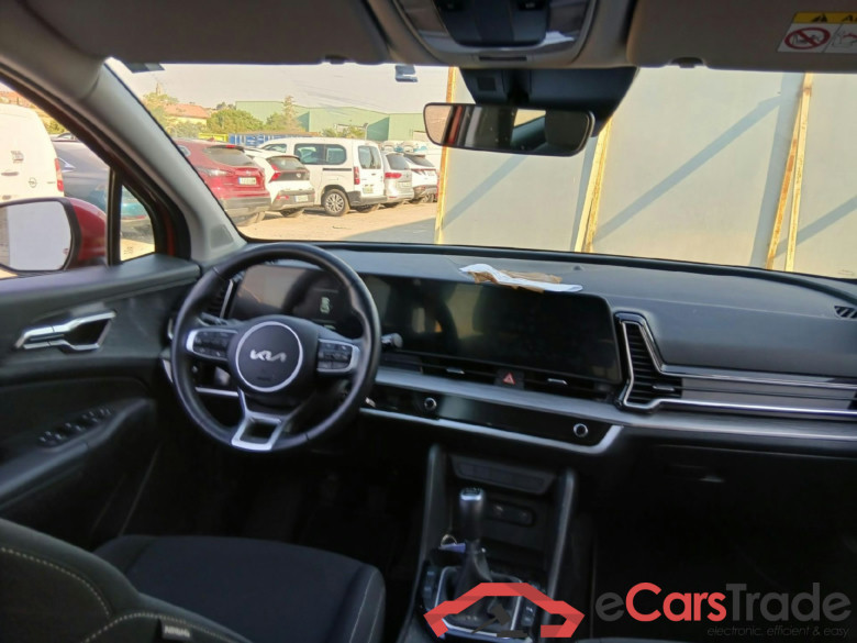KIA Sportage / 2022 / 5P / todoterreno 1.6 T-GDi 110kW (150CV) Drive 4x2 #3