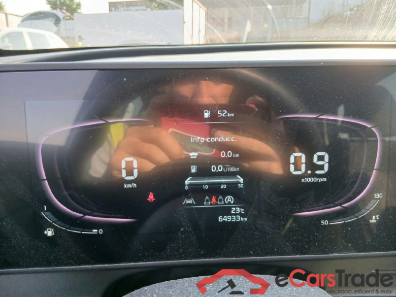 KIA Sportage / 2022 / 5P / todoterreno 1.6 T-GDi 110kW (150CV) Drive 4x2 #4