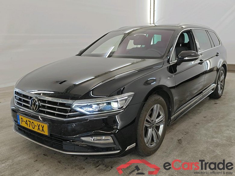 Volkswagen Passat Variant 1.5 TSI 7-DSG R-Line Business+ 5d
