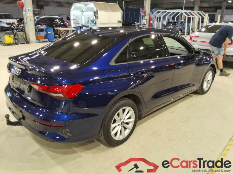 AUDI A3 BERLINE 2.0 TDI 30 85KW S TRONIC BUSINESS ED. #4