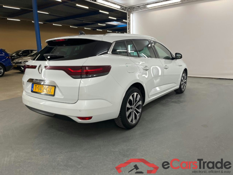 RENAULT MEGANE ESTATE 1.3 TCe 140 Techno #4