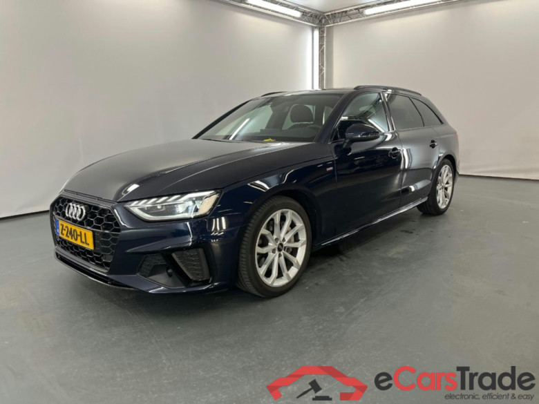 AUDI A4 AVANT 40 TFSI S edition Competition #1