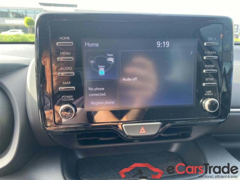 TOYOTA YARIS 1.5 Hybrid Dynamic #6