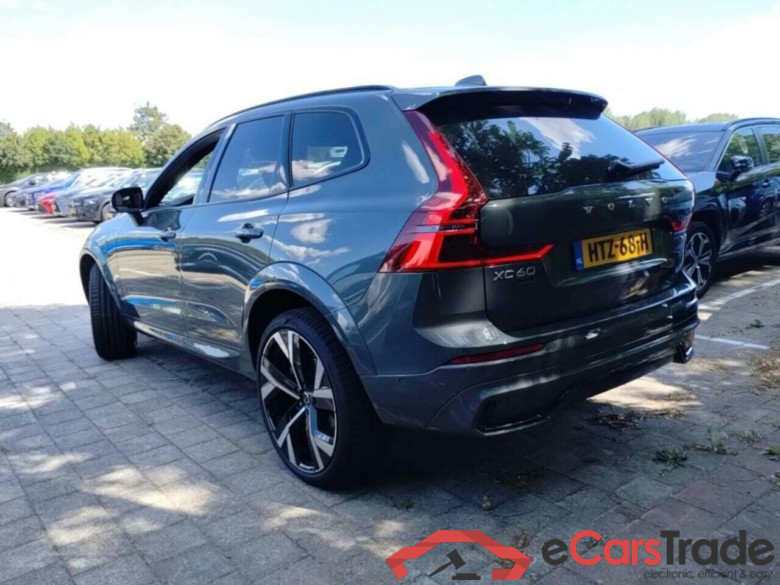 VOLVO XC60 2.0 T6 Plug-in hybrid AWD Ultra Dark #3