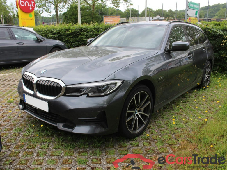 Baureihe 3 Touring 330 e Sport Line 2.0 185KW AT8 E6d