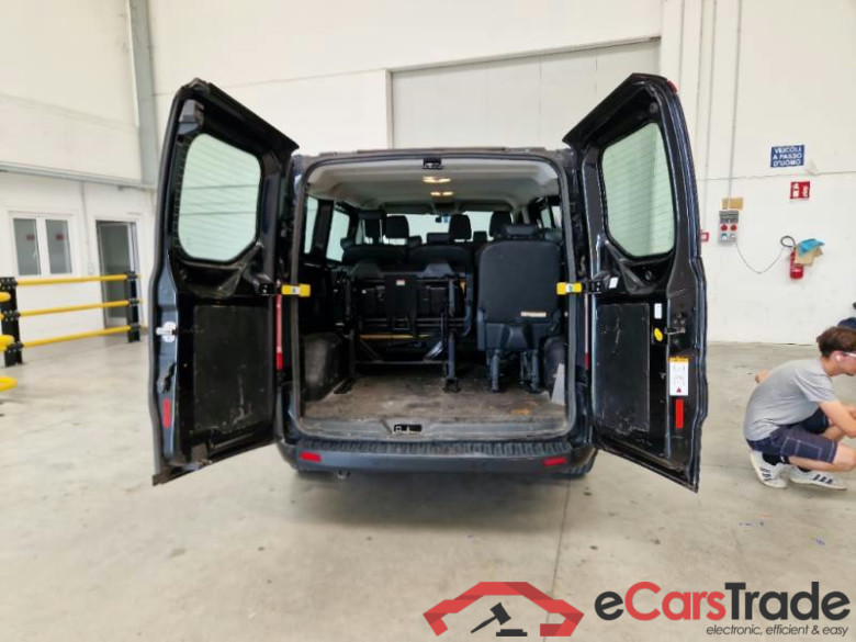 FORD TRANSIT CUSTOM / 2018 / 4P / COMBI 320 L1H1 TREND 2.0 ECOBLUE 130 CV #5