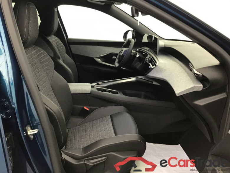 Peugeot 3008 Allure 1.2 Gasoline 147hp #6