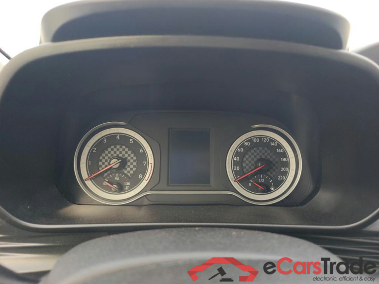 HYUNDAI i20 / 2020 / 5P / berlina con portón 1.0 TGDI 74kW (100CV) 48V Essence #4