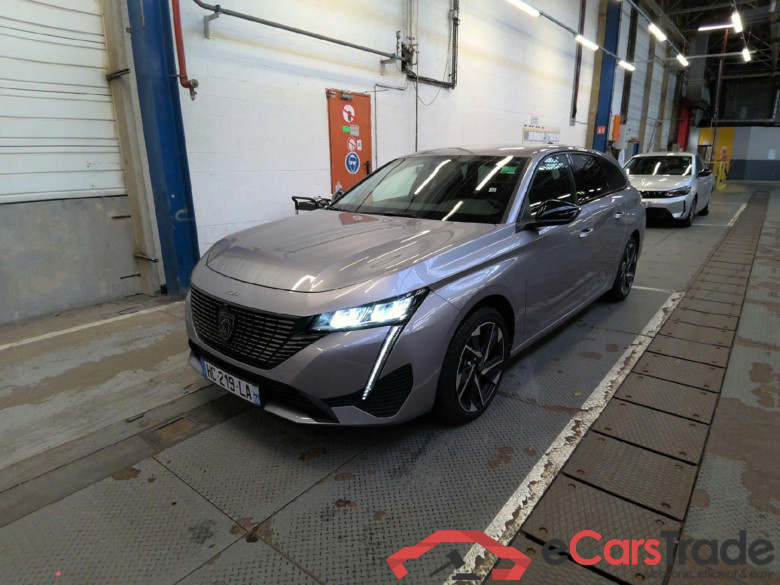 Peugeot 308 SW Allure Hybrid 145 e-DCS6 #1