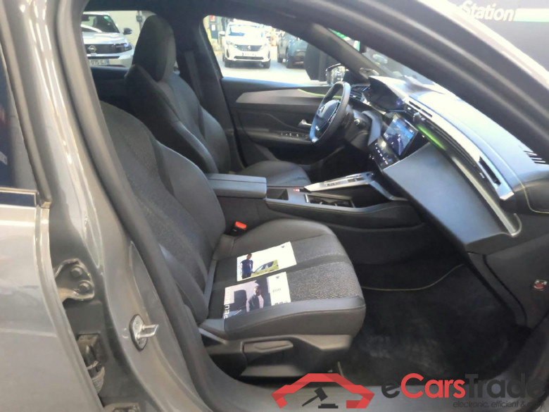 Peugeot 308 SW GT Hybrid 136 e-DCS6 #4