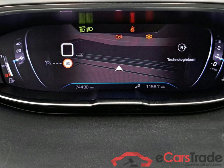 PEUGEOT - PEU 5008 PureTech 130PK Allure * PETROL * #5