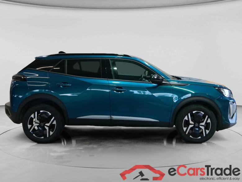 Peugeot 2008 Allure 1.2 PureTech 100 S&S BVM6 #3