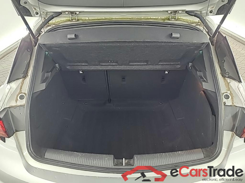OPEL ASTRA 1.2 turbo 107kW Business Elegance 5D #5
