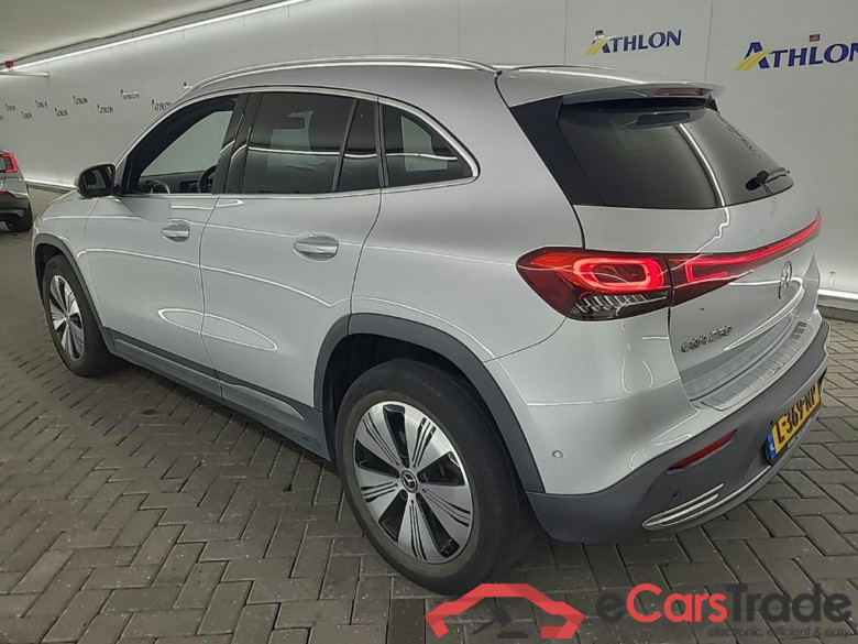 MERCEDES-BENZ EQA 250 Business Solution Luxury auto 5D 140kW #4