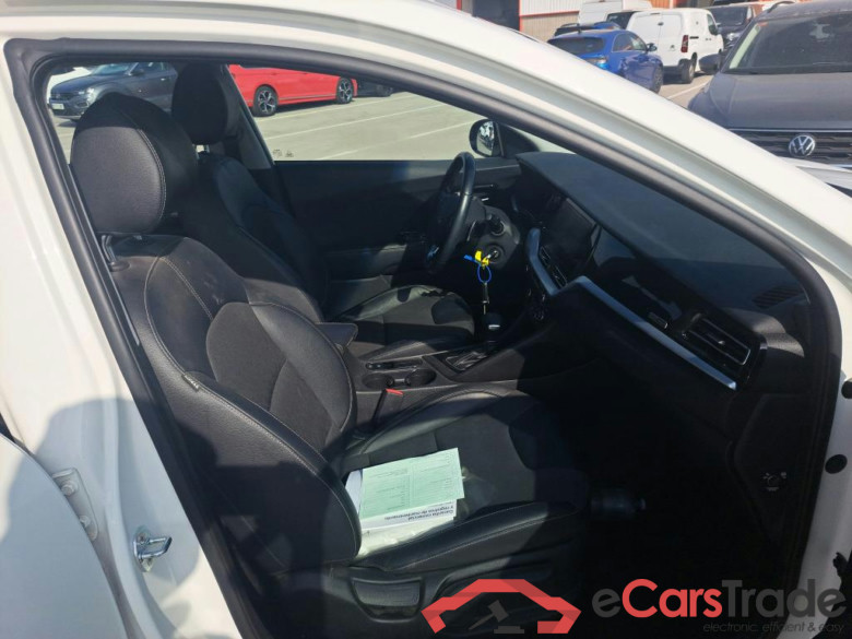 KIA Niro / 2019 / 5P / crossover 1.6 GDi PHEV 104kW (141CV) Drive #6