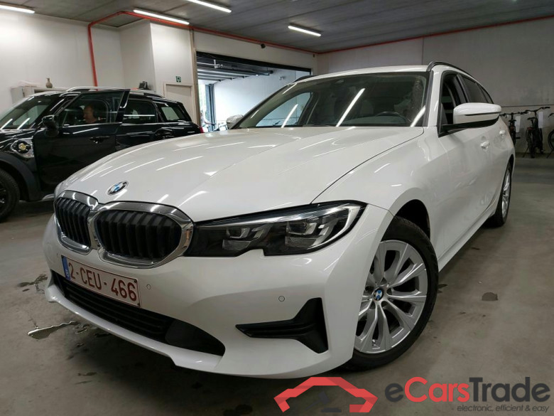 BMW - BMW 3 TOURING 318d 136PK Business Edition With Climatic & Cruise Control & PDC Front & Rear #1