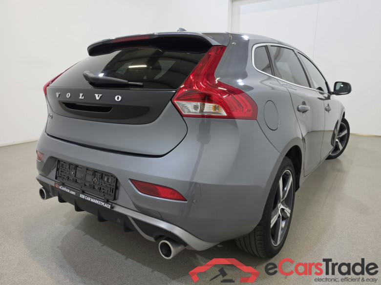 Volvo V40 2.0 T2 R-Design LED Navi Sport-Leather Klima PDC ... #4