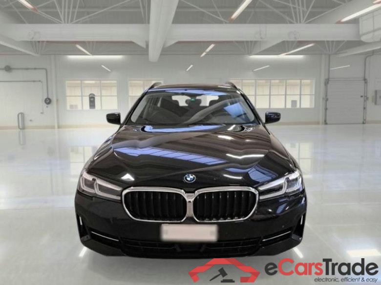 BMW SERIE 5 / 2020 / 5P / STATION WAGON 530E XDRIVE BUSINESS AUTO TOURING #6