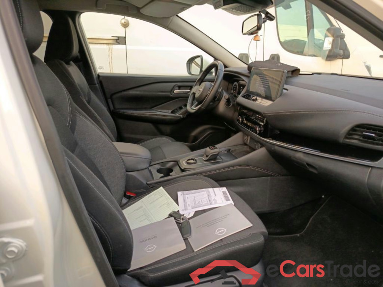 NISSAN QASHQAI / 2021 / 5P / todoterreno DIG-T 116kW mHEV Xtronic 4x4 N-Connecta #6