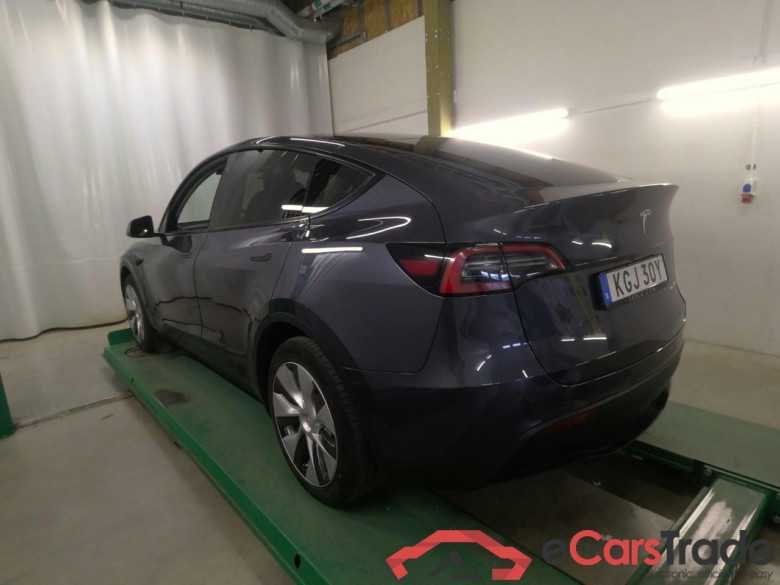 Model Y Long-Range AWD #4