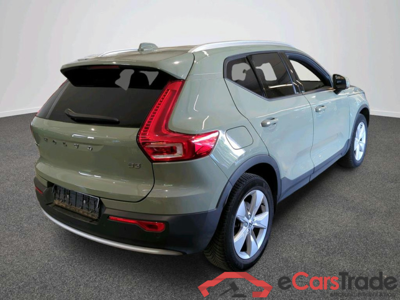 XC40 Core 2WD 2.0 120KW AT7 E6d #2