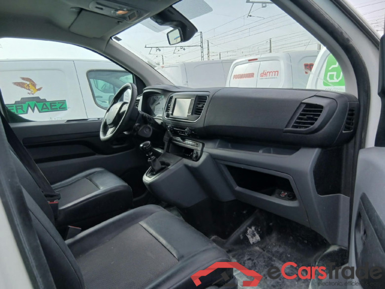 PEUGEOT Expert / 2016 / 4P / furgón Furgón Premium 2.0 BlueHDi 120 Standard #6