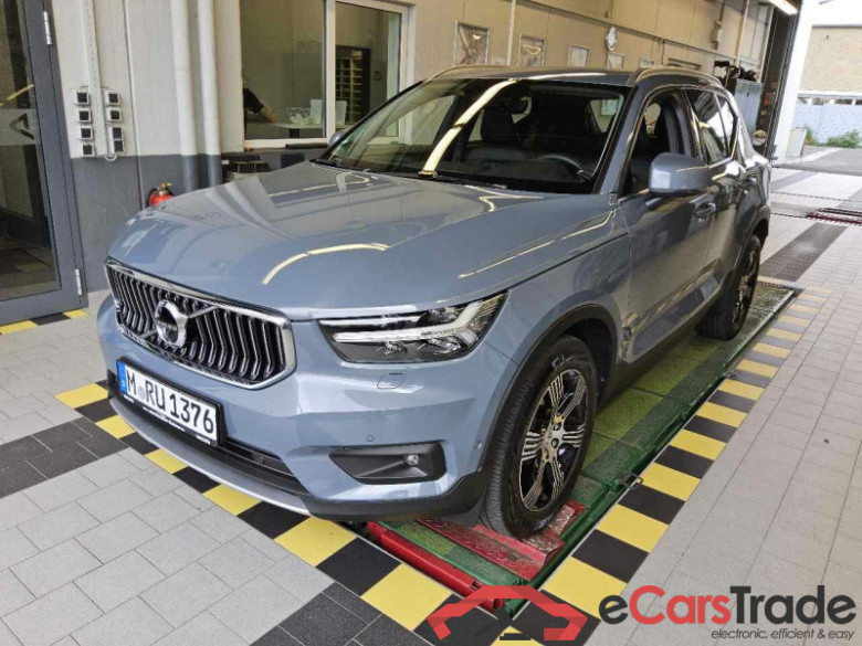 Volvo XC40 (2017->) DE - SUV5 B4 2WD EU6d, Inscription, 2020 - 2022