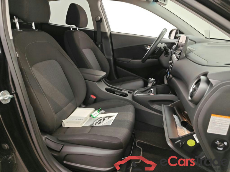 Hyundai KONA 1.6 GDI HEV Fashion 5d #3