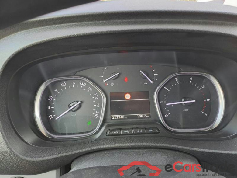 PEUGEOT EXPERT / 2016 / 4P / FURGONE 2.0 BLUEHDI 150 SeS PREMIUM LONG #4