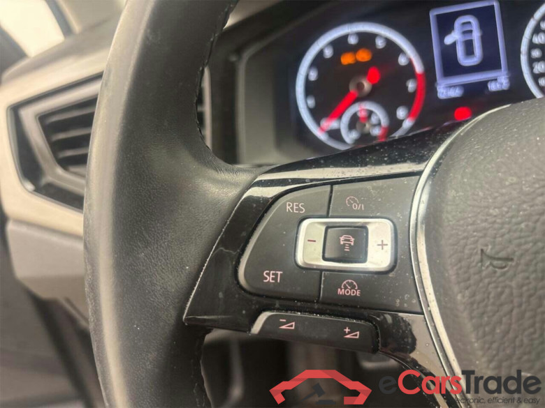VOLKSWAGEN POLO 1.0 TSI Comfortline #5