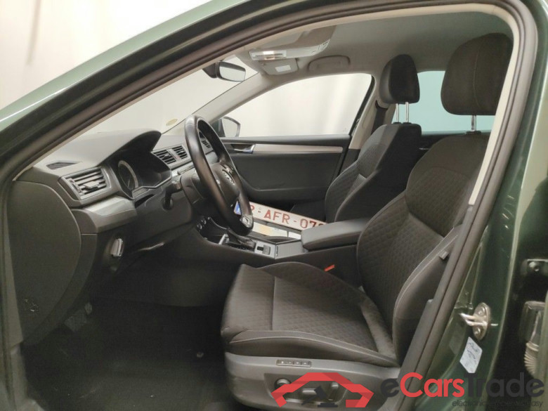 Skoda Superb Combi 2.0 CRTDI 90kW DSG7 Ambition 5d #3