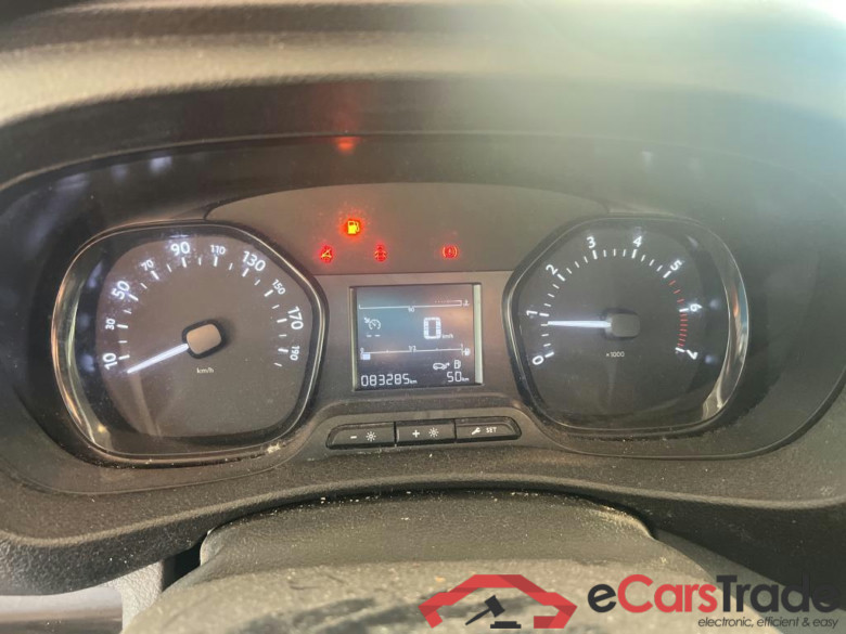 OPEL Vivaro / 2019 / 4P / furgón 1.5 Diésel 88kW (120CV) M Std Express #5