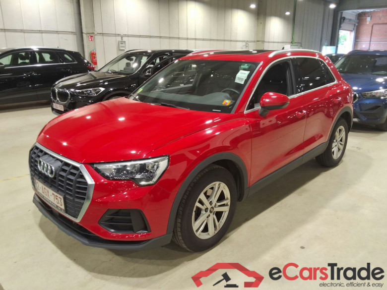 AUDI Q3 2.0 35 TDI S TRONIC BUSINESS EDITION #1